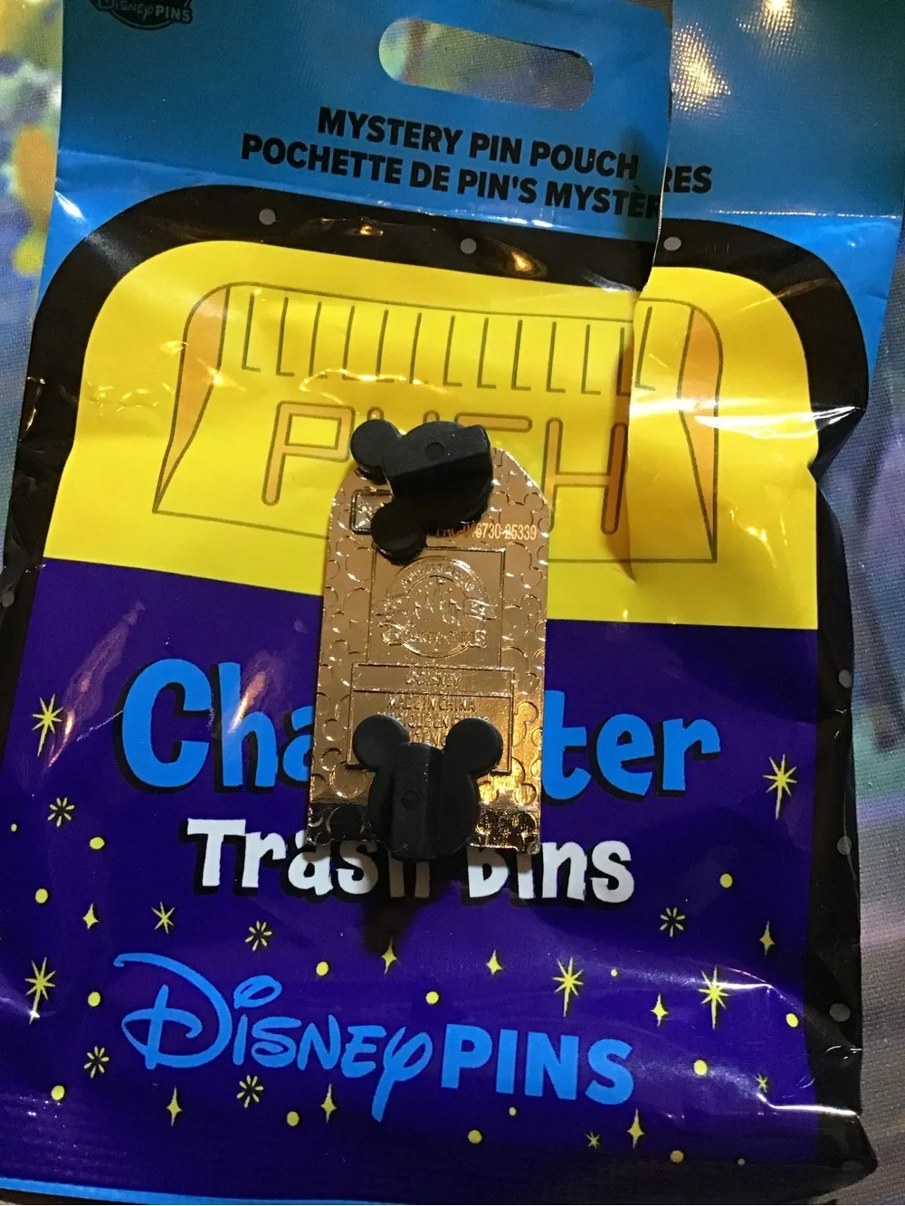 2025 disney parks character trash bins mystery pin Snow White